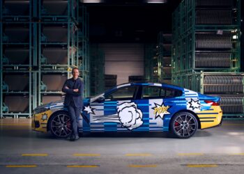 200 ώρες χειρονακτικής εργασίας για την BMW THE 8 X JEFF KOONS