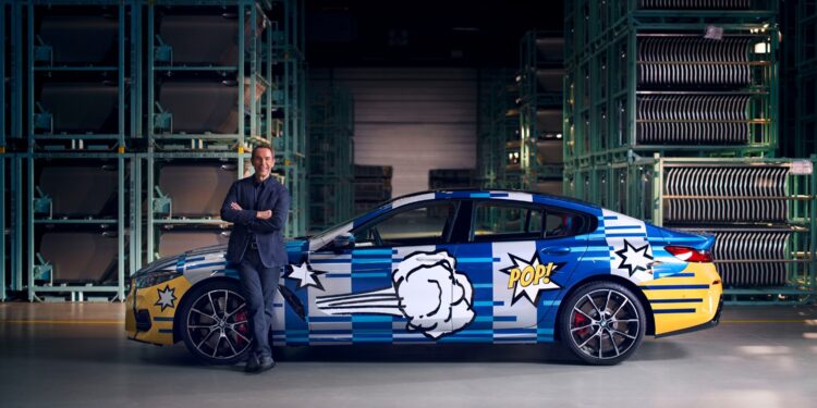 200 ώρες χειρονακτικής εργασίας για την BMW THE 8 X JEFF KOONS