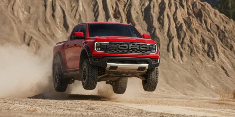 Ford Ranger Raptor: Θα μπαίνει στα χωράφια αλλά θα είναι σαν να βρίσκεται σε άσφαλτο! (+video)