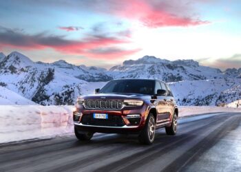 Grand Cherokee 4xe: Επιστρέφει δριμύτερο στην Ευρώπη