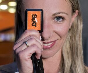 H SIXT δίπλα στην Αντιγόνη Ντρισπμιώτη, πρωταθλήτρια Ελλάδος στα 35χλμ και 8η Ολυμπιονίκης στα 20χλμ