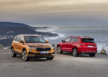 Ήρθε το νέο ŠKODA KAROQ: Πόσο κοστίζει, ο εξοπλισμός, τα νέα του πλεονεκτήματα