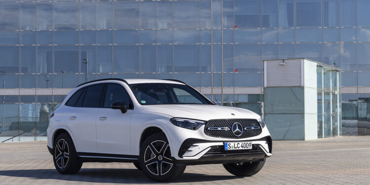 Η νέα Mercedes-Benz GLC: Δυναμική, πανίσχυρη και αποκλειστικά με εξηλεκτρισμένο σύστημα κίνησης