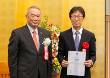 Επιστήμονες της Nissan  απέσπασαν  τo βραβείο IEC για δραστηριότητες τυποποίησης