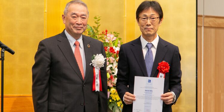 Επιστήμονες της Nissan  απέσπασαν  τo βραβείο IEC για δραστηριότητες τυποποίησης