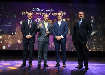 Η Kosmocar στην κορυφή της καινοτομίας στα Εθνικά Βραβεία Εξυπηρέτησης Πελατών 2022