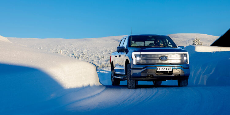 Το ηλεκτρικό και εμβληματικό F-150 Lightning ξεκινά διεθνή καριέρα με την Ford