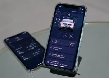 Ανακαλύψτε τις δυνατότητες συνδεσιμότητας του Nissan Ariya