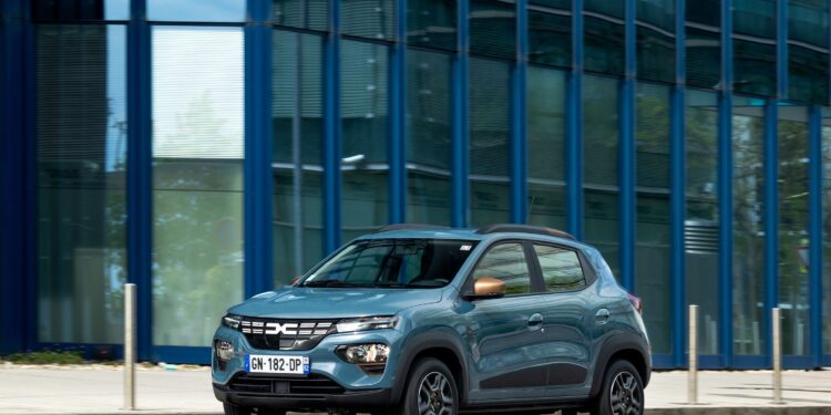 To DACIA SPRING electric 65 στην Eλλαδα από 21.188€