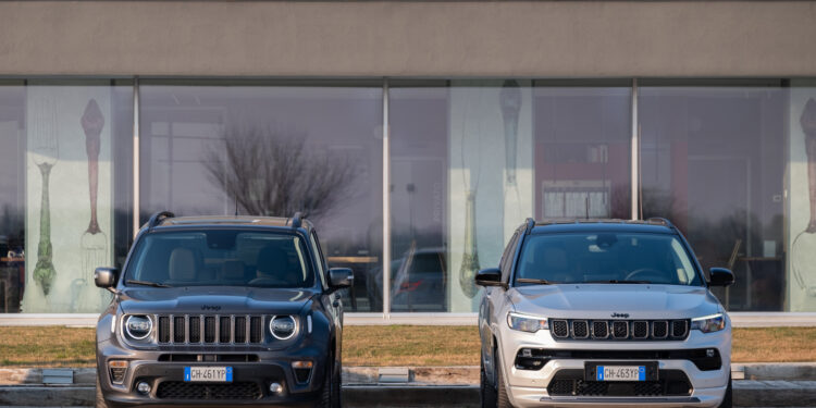 Το Jeep® Renegade με το πρωτοποριακό σύστημα κίνησης e-Hybrid