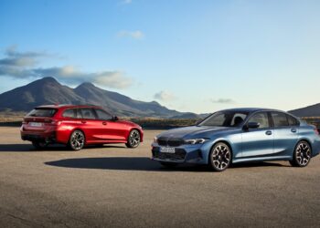 BMW 3: Ανανέωση για το παγκόσμιο best – seller της premium μεσαίας κατηγορίας. 